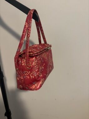 Authentic Japanese Kimono Bag Kiss Lock Frame Floral Red Vintage Evening Handbag